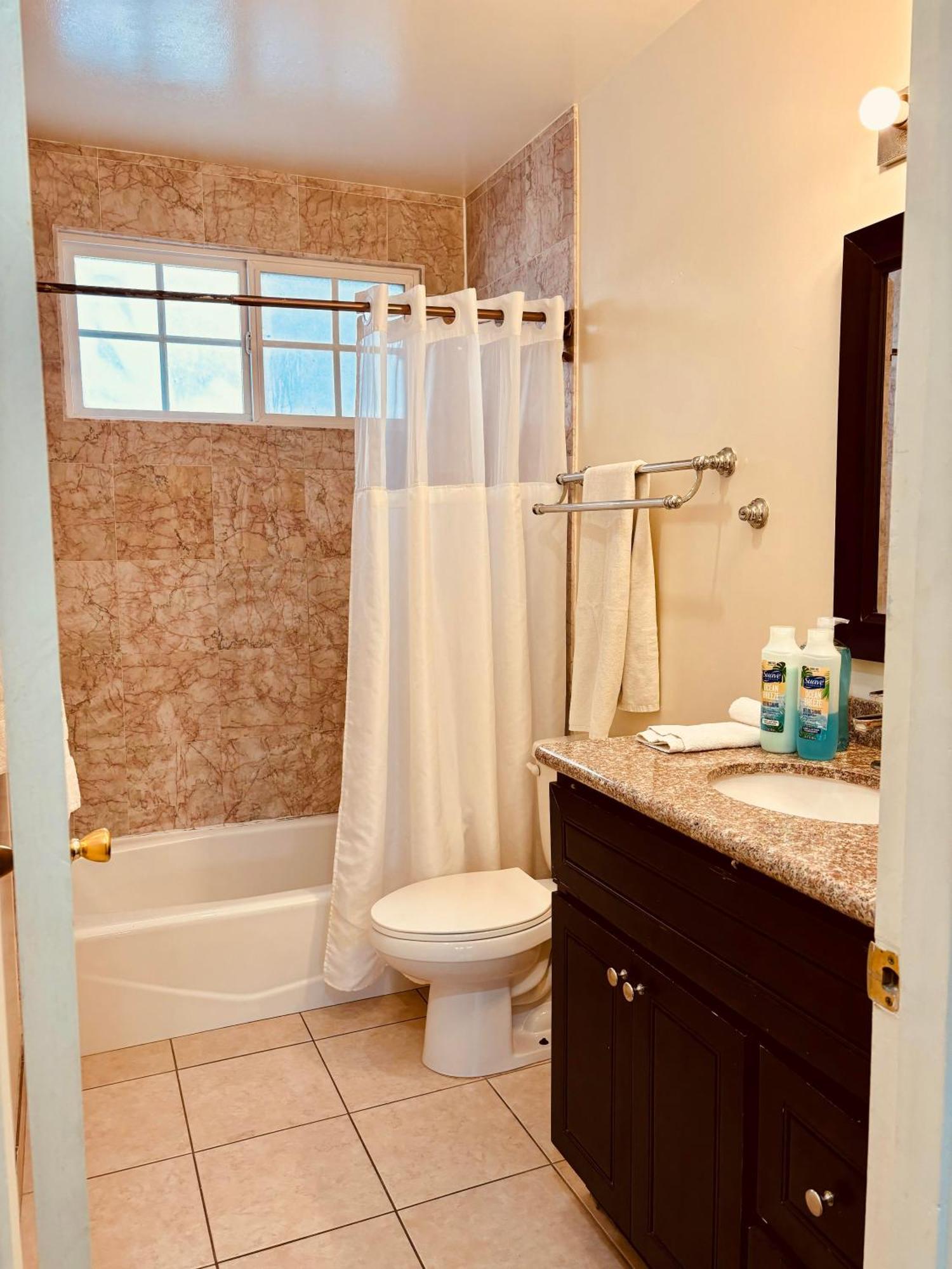 Centrally Located 2 Bed Ucla Apartment Los Angeles Exterior foto